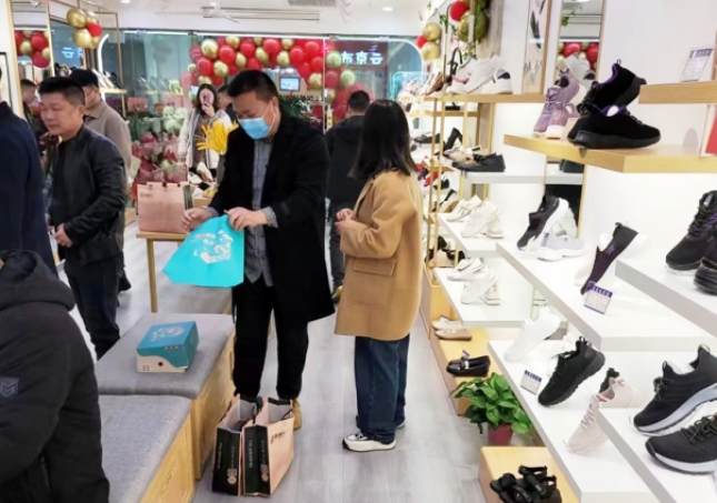 實(shí)體鞋店的鞋子利潤(rùn)多大才賺錢？